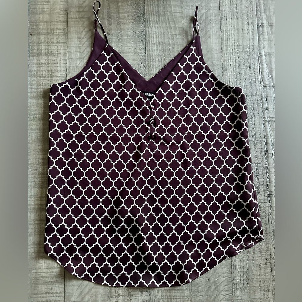 Top Sleeveless By Express Size: Small